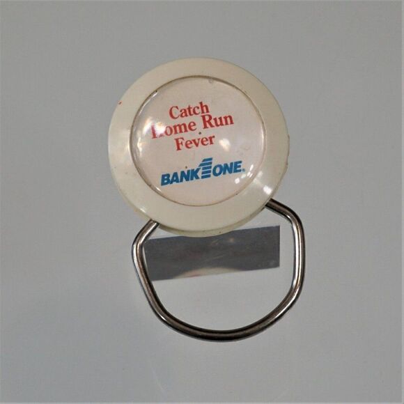 Vintage Bank 1 One Advertising Keyring Catch Home Run Fever Key Holder - Picture 3 of 6